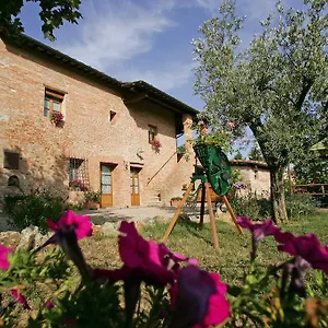 https://podere-il-pero.it-tuscanyhotel.com